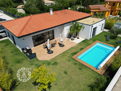 Villa - 156 m² - 4 pièces