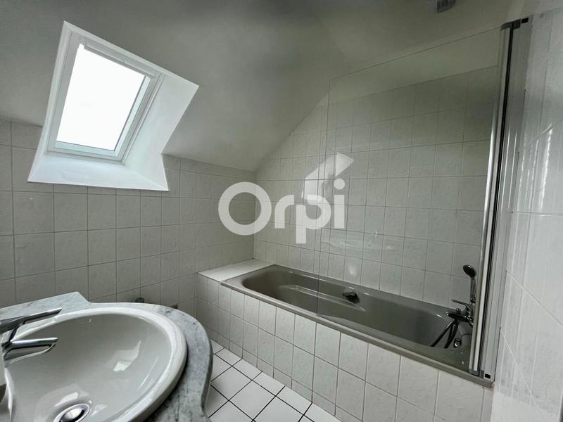 Maison - 98 m² - 4 pièces