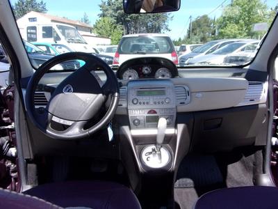 Lancia Ypsilon 1,4 Platino Boite Auto