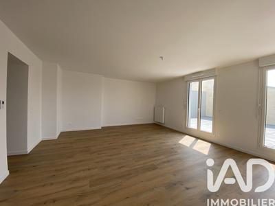 Appartement - 95 m² - 4 pièces