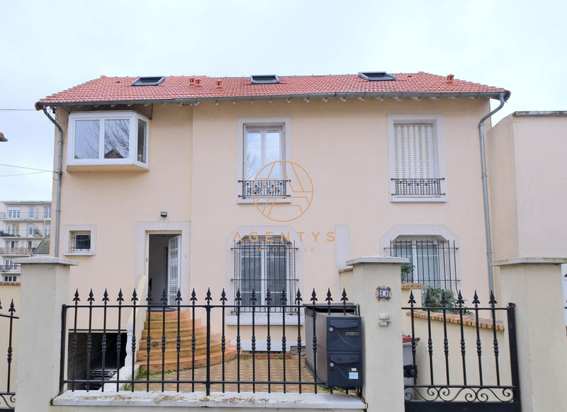 Maison ancienne - 109 m² - 5 pièces