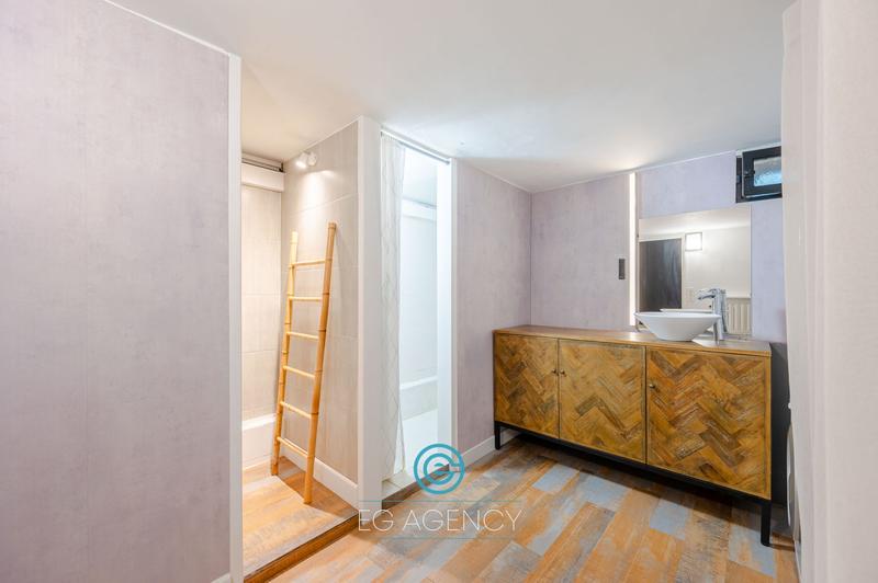 Maison - 162 m² - 7 pièces