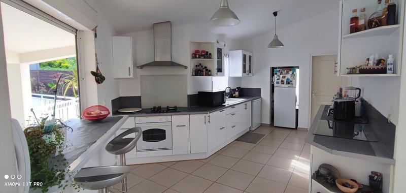 Maison - 157 m² - 5 pièces