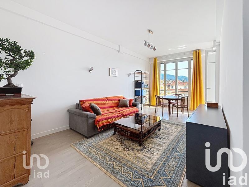 Appartement - 75 m² - 3 pièces