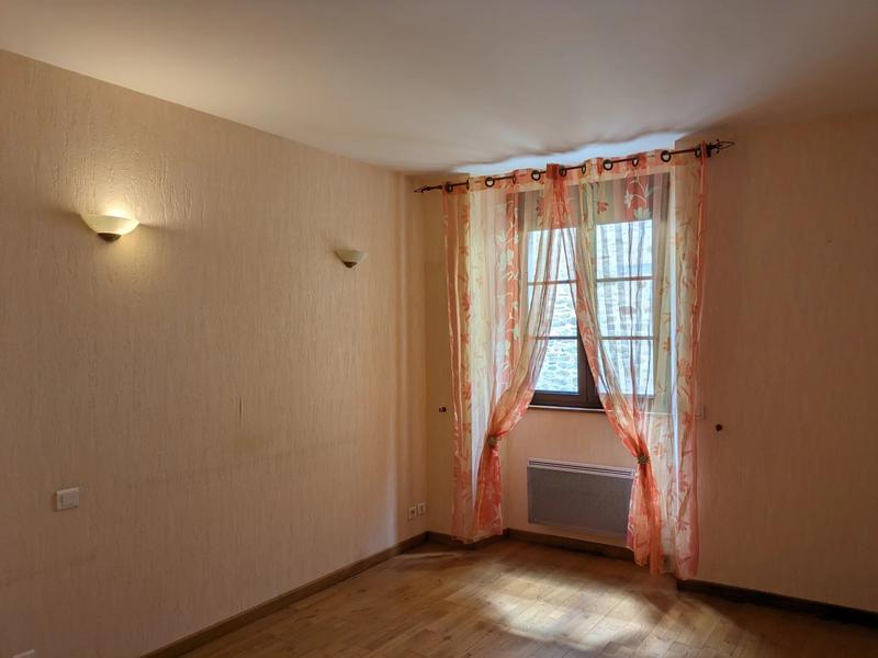 Appartement - 84 m² - 3 pièces