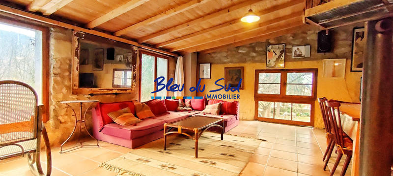 Mas - 341 m² - 6 pièces