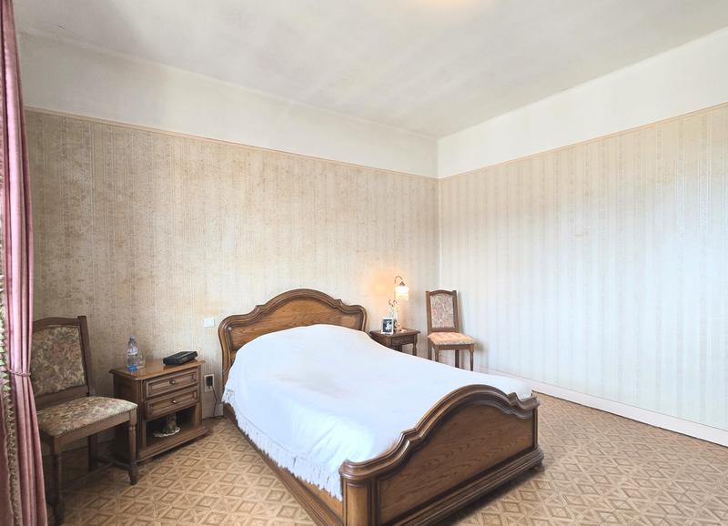 Maison - 175 m² - 7 pièces