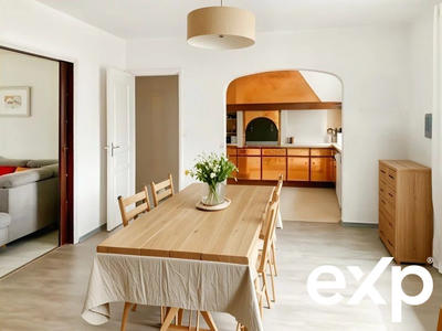 Maison - 174 m² - 6 pièces