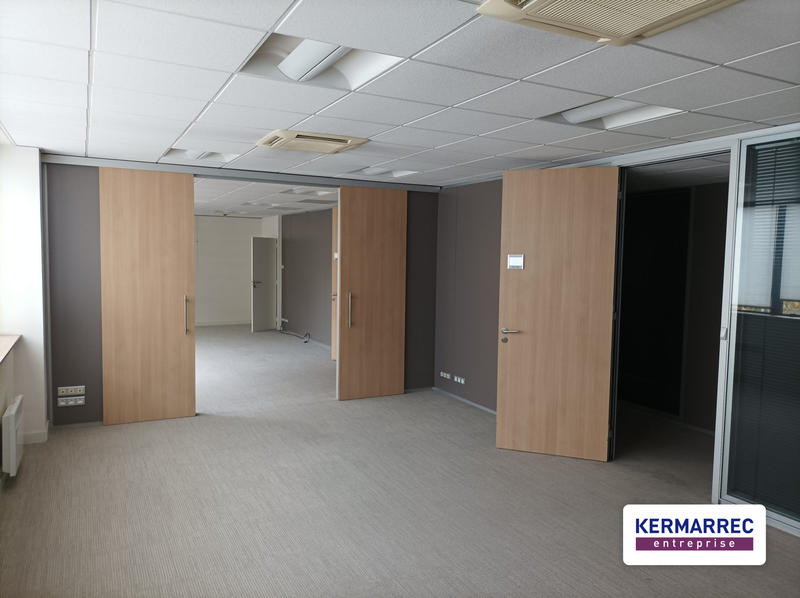 Bureau - 442 m²