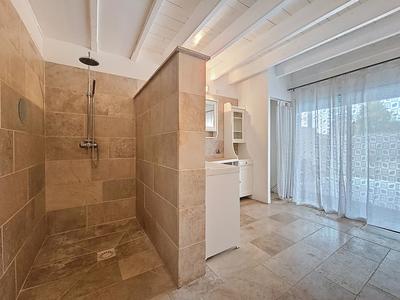 Maison - 219 m² - 7 pièces