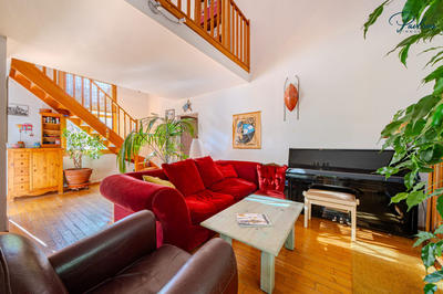 Maison - 171 m² - 7 pièces