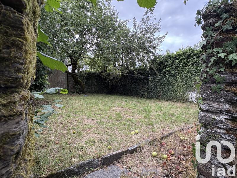 Maison - 177 m² - 9 pièces