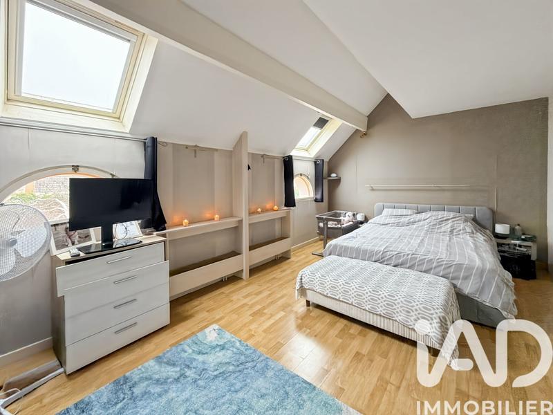 Maison - 88 m² - 5 pièces