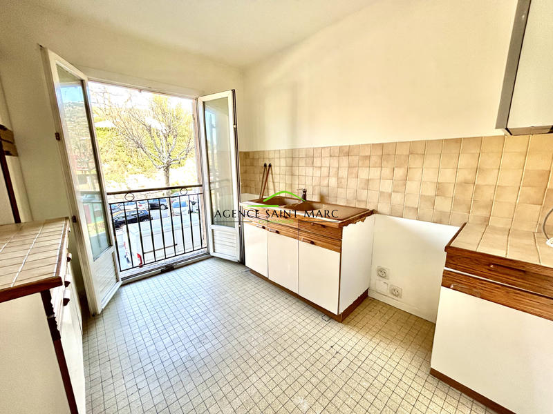 Appartement - 77 m² - 3 pièces