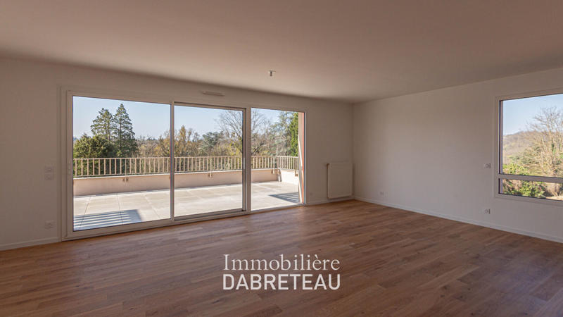 Appartement - 126 m² - 5 pièces
