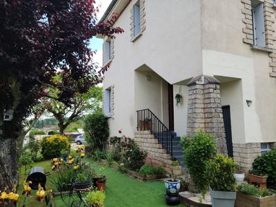 Maison - 105 m² - 4 pièces