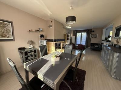 Maison - 94 m² - 5 pièces