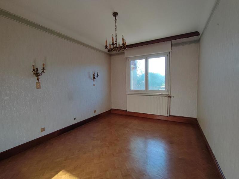 Maison - 282 m² - 10 pièces