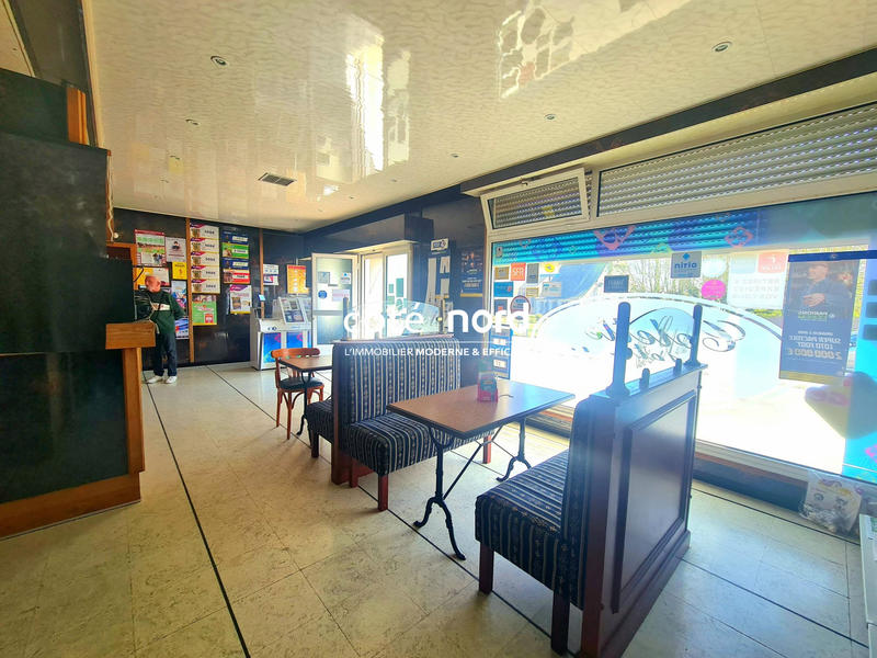 Maison - 225 m² - 10 pièces