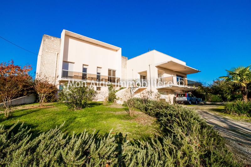 Villa - 500 m² - 12 pièces