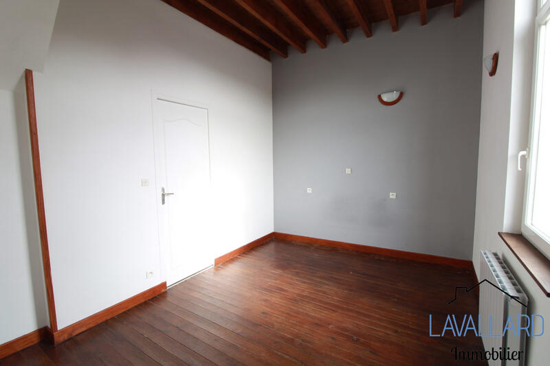 Maison - 82 m² - 6 pièces