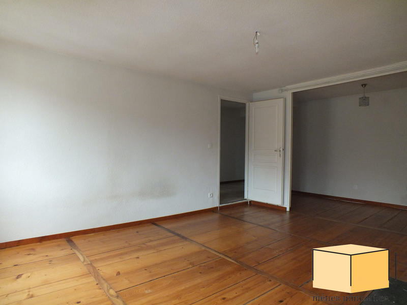 Appartement - 97 m² - 3 pièces