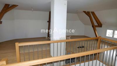Maison - 210 m² - 6 pièces