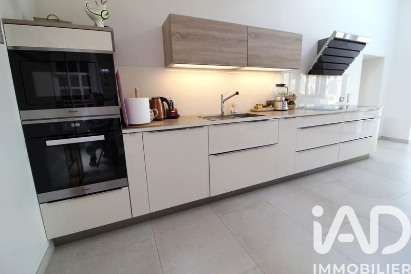 Maison - 170 m² - 6 pièces