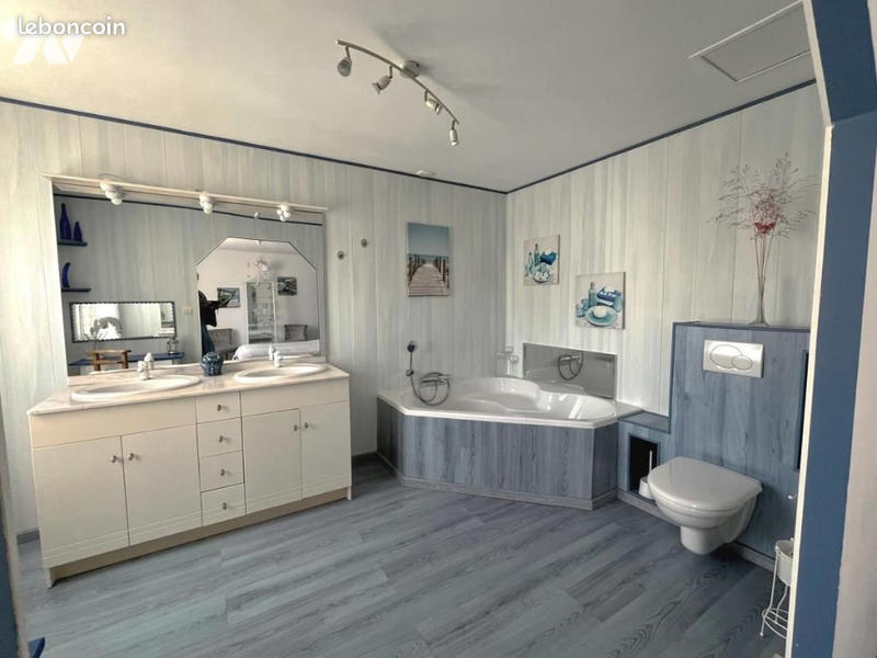 Maison - 150 m² - 4 pièces