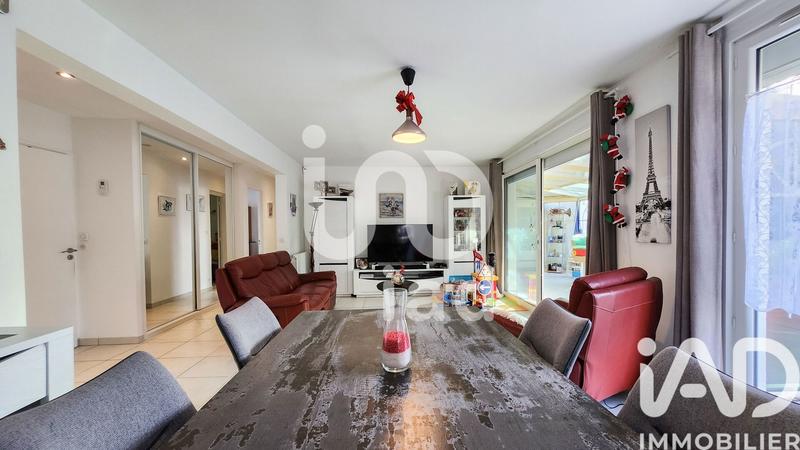 Maison - 99 m² - 4 pièces