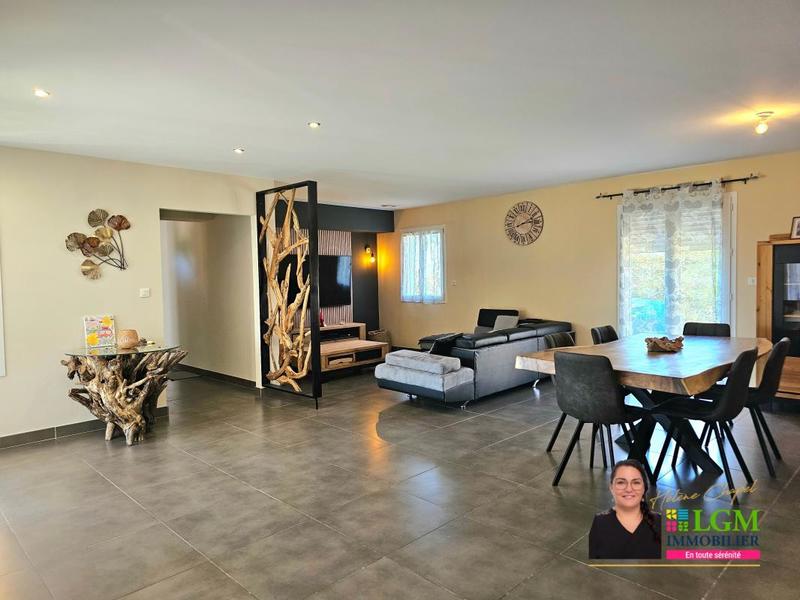 Maison - 141 m² - 5 pièces