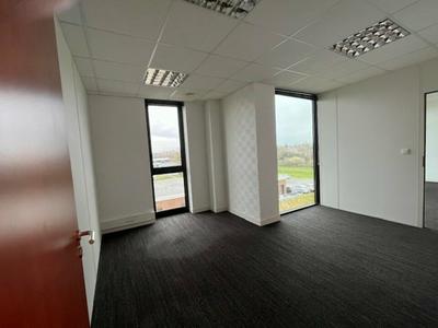 Bureau - 485 m²