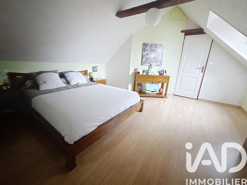 Maison - 180 m² - 8 pièces