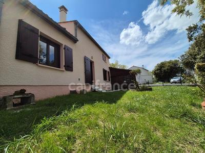 Maison - 140 m² - 5 pièces