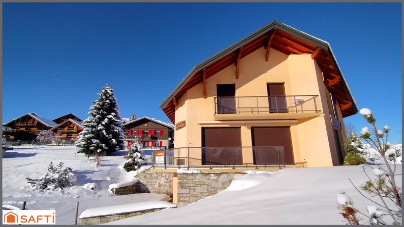 Maison - 161 m² - 6 pièces