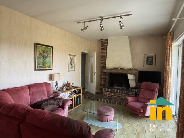 Maison de ville - 144 m² - 5 pièces