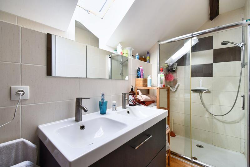 Maison ancienne - 258 m² - 8 pièces