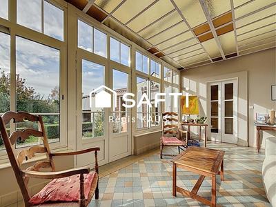 Maison - 199 m² - 7 pièces