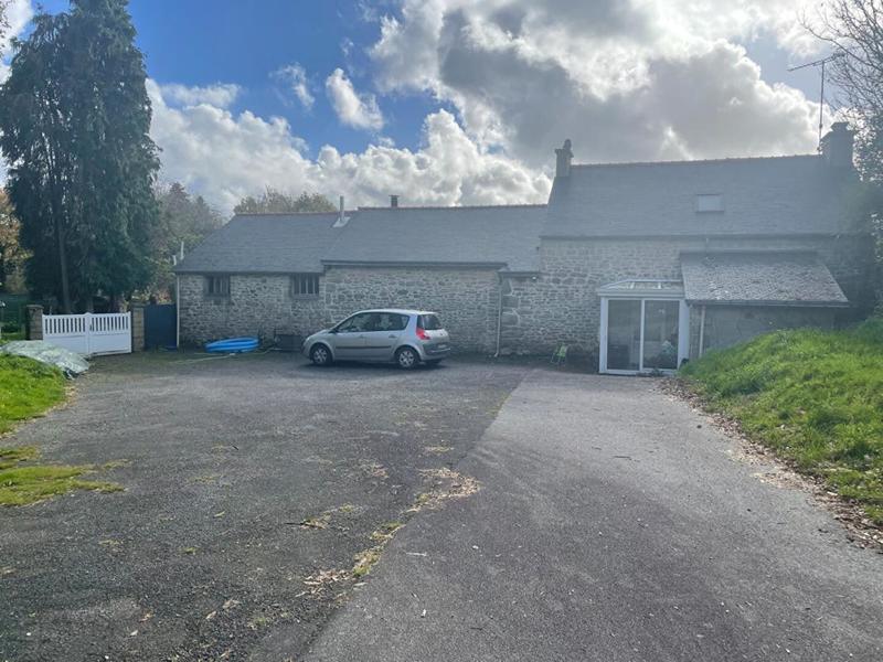 Maison - 225 m² - 8 pièces