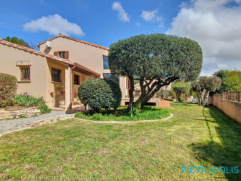 Maison - 136 m² - 4 pièces