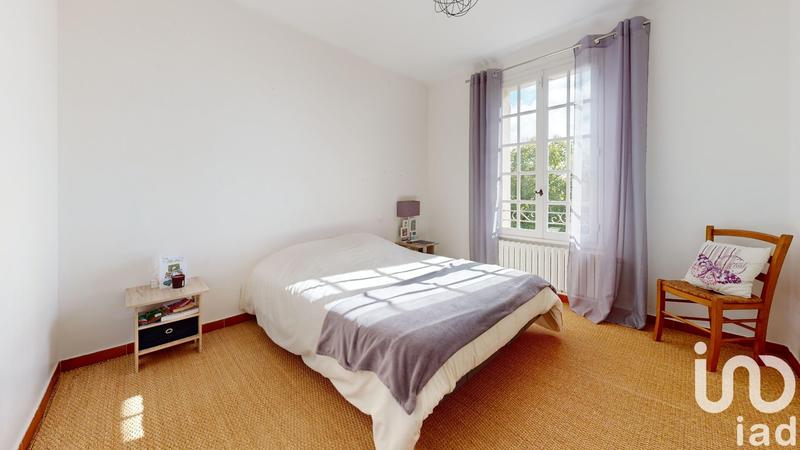 Maison - 280 m² - 10 pièces