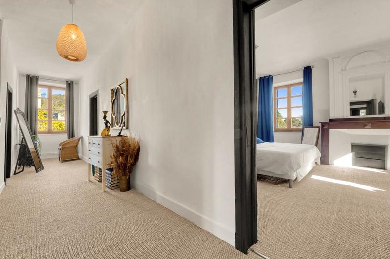 Maison de maîtres - 170 m² - 7 pièces