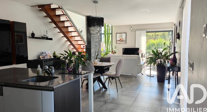 Maison de maîtres - 140 m² - 4 pièces