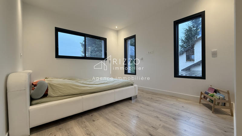 Maison - 138 m² - 5 pièces