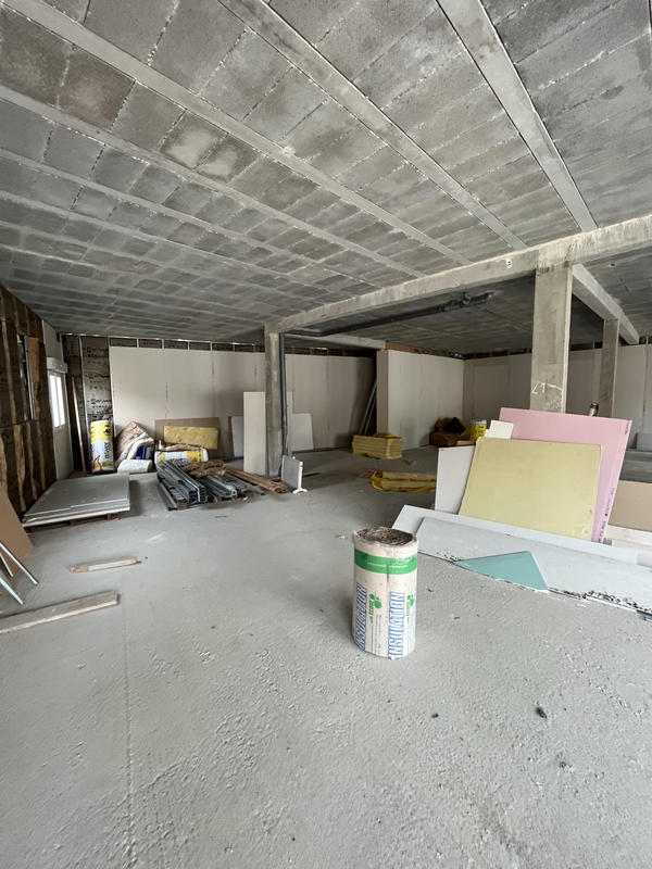 Immeuble - 179 m² - 1 pièce