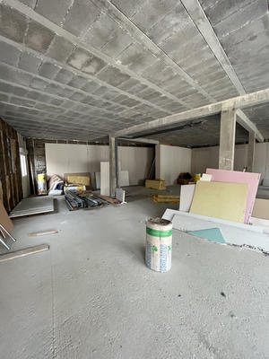 Immeuble - 179 m² - 1 pièce