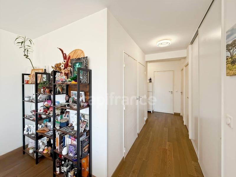 Appartement - 75 m² - 3 pièces