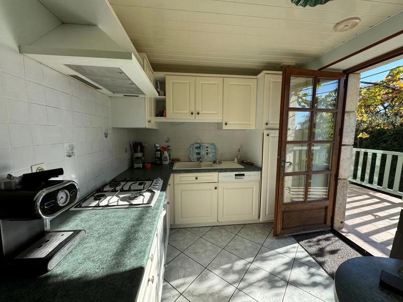 Maison en pierre - 206 m² - 8 pièces