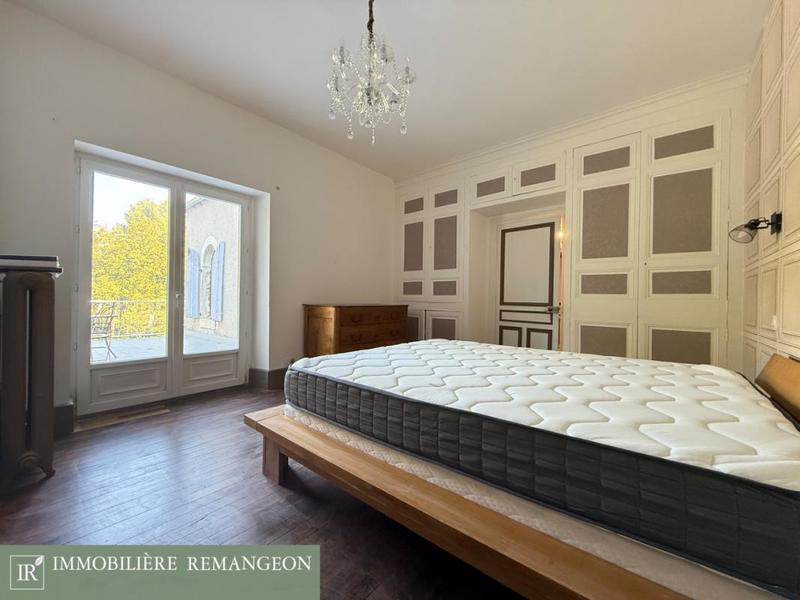 Maison de maîtres - 290 m² - 12 pièces