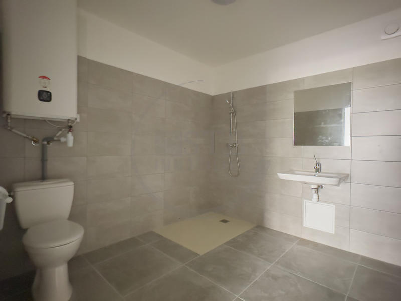 Local commercial - 259 m²